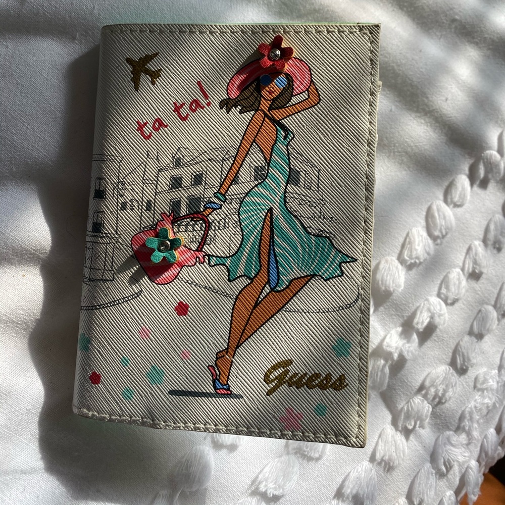 Guess wallet